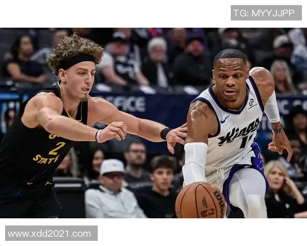 比尔签约5900万场均仅7分快船崩溃引发全联盟关注